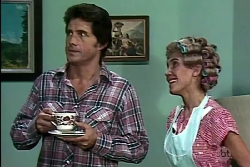 http://tvfoco.uai.com.br/wp-content/uploads/2015/05/Daniela-Mercury.jpg