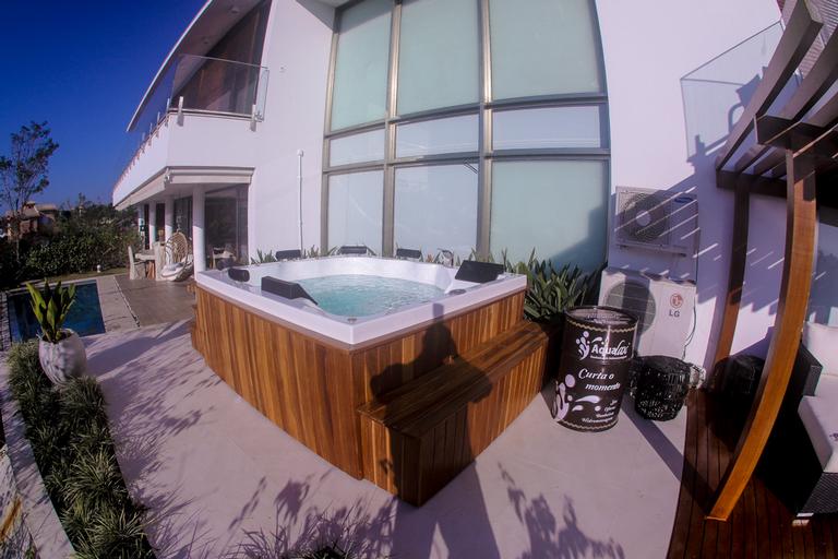 Jacuzzi da luxuosa mansão de Geraldo Luis - Foto Reprodução Internet