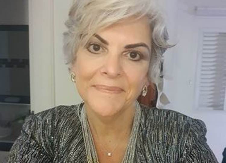 http://tvfoco.uai.com.br/wp-content/uploads/2015/05/Daniela-Mercury.jpg