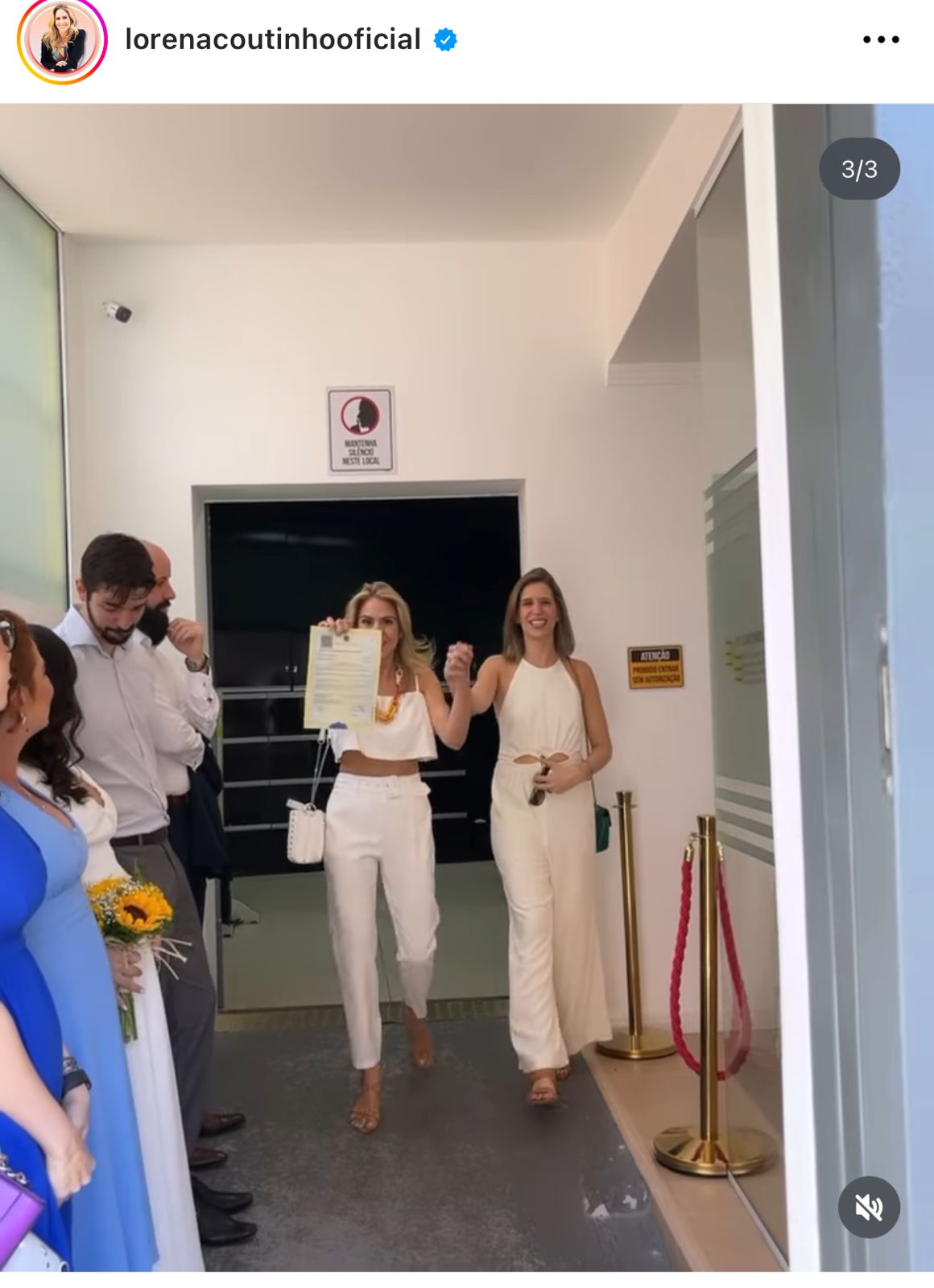 Lorena Coutinho, repórter da Record TV, e Natália Daumas, produtora do programa Encontro, da TV Globo, se casam em cerimônia intimista - Foto Reprodução Instagram