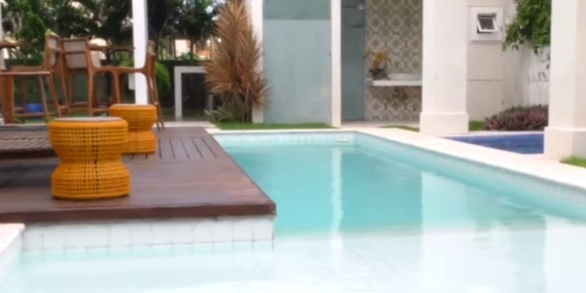 Piscina absurda de Wesley Safadão (Reprodução: Youtube)