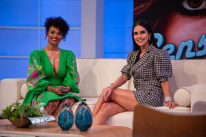 Natalia Deodato e Daniela Albuquerque no Sensacional. (Foto: Divulgação / RedeTV!)