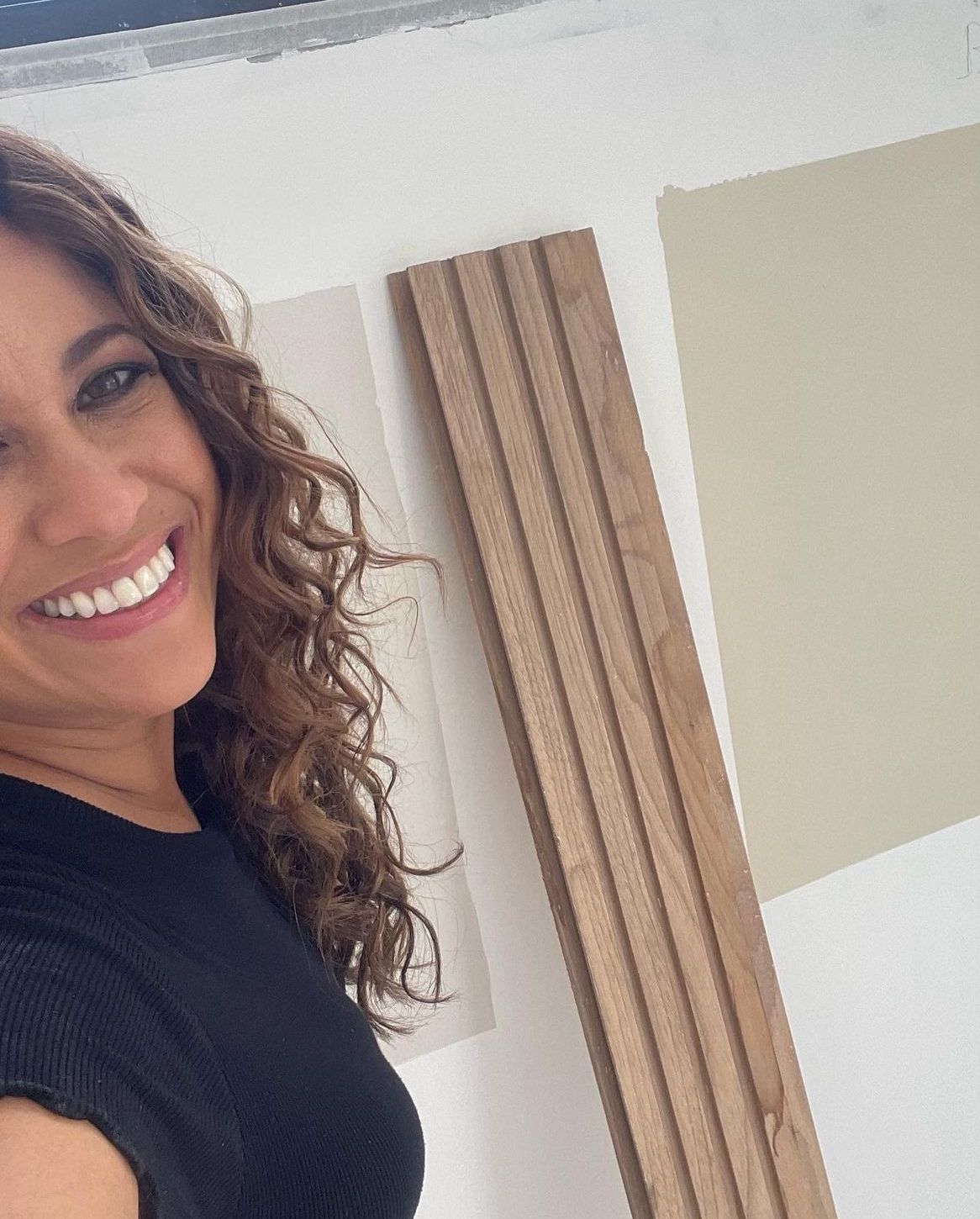 Renata Alves, apresenadora do Hoje em Dia, da Record, divulga fotos da sua casa sendo reformada - Foto Reprodução Instagram