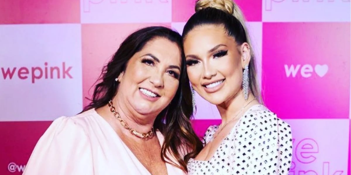 http://tvfoco.uai.com.br/wp-content/uploads/2015/05/Daniela-Mercury.jpg