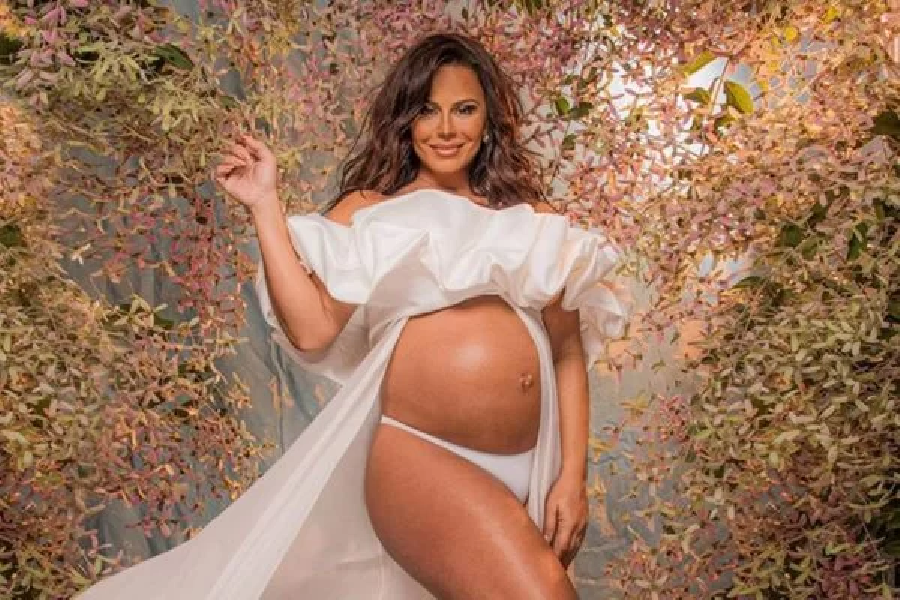 http://tvfoco.uai.com.br/wp-content/uploads/2015/05/Daniela-Mercury.jpg