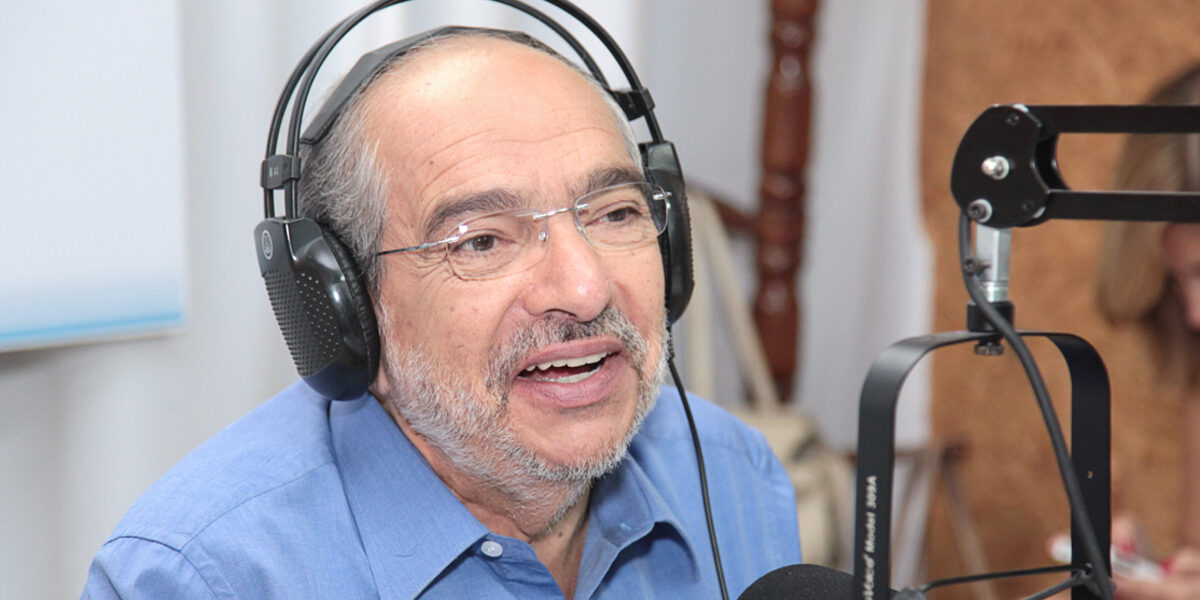 Mário Kertész expôs a intimidade de Alexandre Garcia ao dizer o que sentiu ao demiti-lo (Foto Reprodução/Youtube)