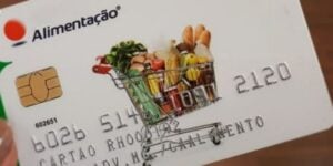 Benefício vale-refeição  (Foto: Reprodução/Band)