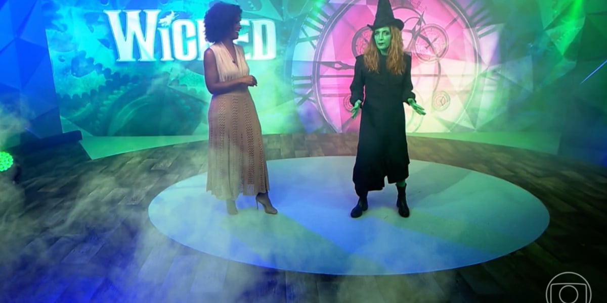 Poliana Abritta invadiu o Fantástico fantasiada de bruxa - Foto: Reprodução/Globo