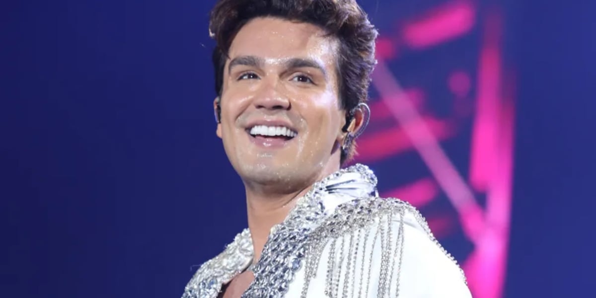 Figurino de Luan Santana usado em show dividiu opiniões