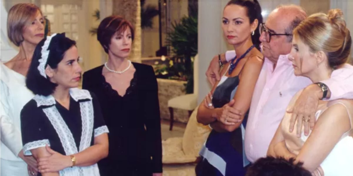 http://tvfoco.uai.com.br/wp-content/uploads/2015/05/Daniela-Mercury.jpg