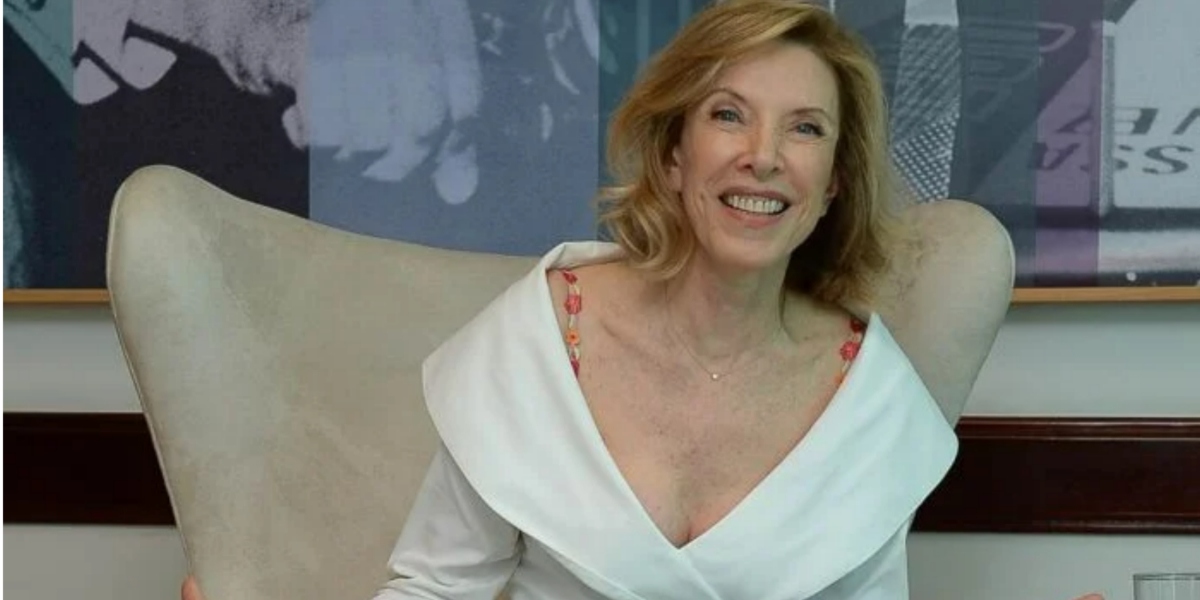 http://tvfoco.uai.com.br/wp-content/uploads/2015/05/Daniela-Mercury.jpg