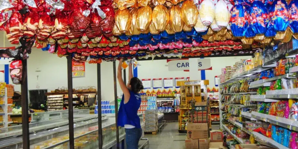 Época de Páscoa também é época dos presentes e ovos de páscoa (Foto Reprodução/Internet)