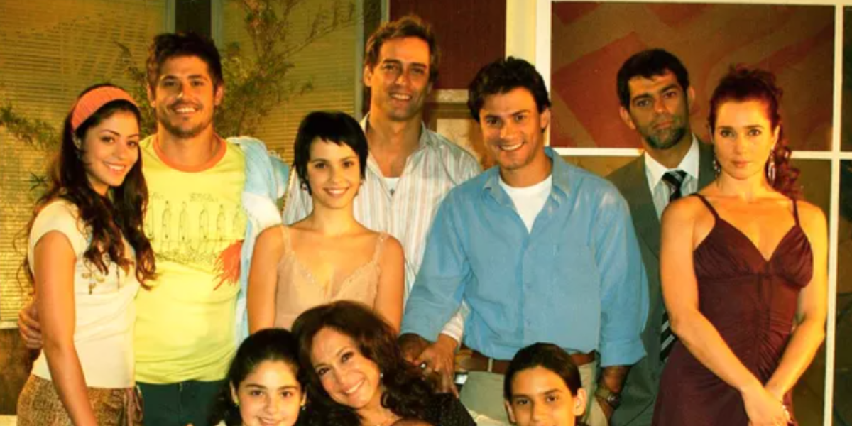 http://tvfoco.uai.com.br/wp-content/uploads/2015/05/Daniela-Mercury.jpg