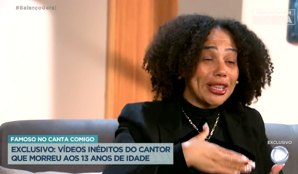 Mãe de Arthur Singer se emociona ao falar sobre o filho no "Balanço Geral" na Record (Foto Reprodução/Internet)