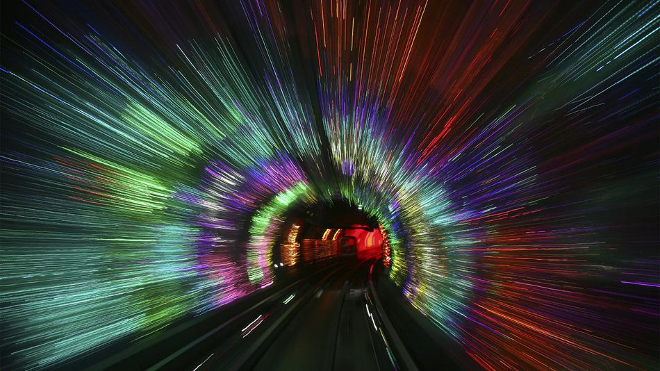 Imagem ilustrativa de viagem no tempo por meio de Máquina do Tempo - Foto Reprodução Internet