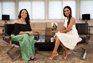 Izabella Camargo e Daniela Albuquerque (Foto: Divulgação / RedeTV!)