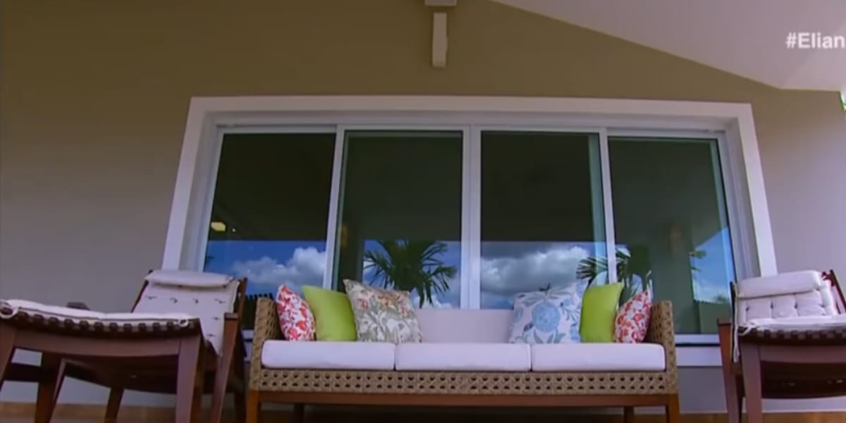 http://tvfoco.uai.com.br/wp-content/uploads/2015/05/Daniela-Mercury.jpg