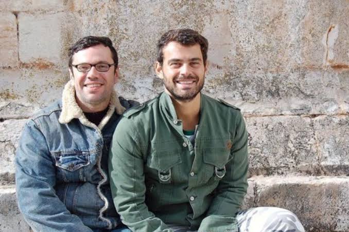 Eles estão casados há 17 anos e surgem sempre muito apaixonados (Reprodução: Instagram)