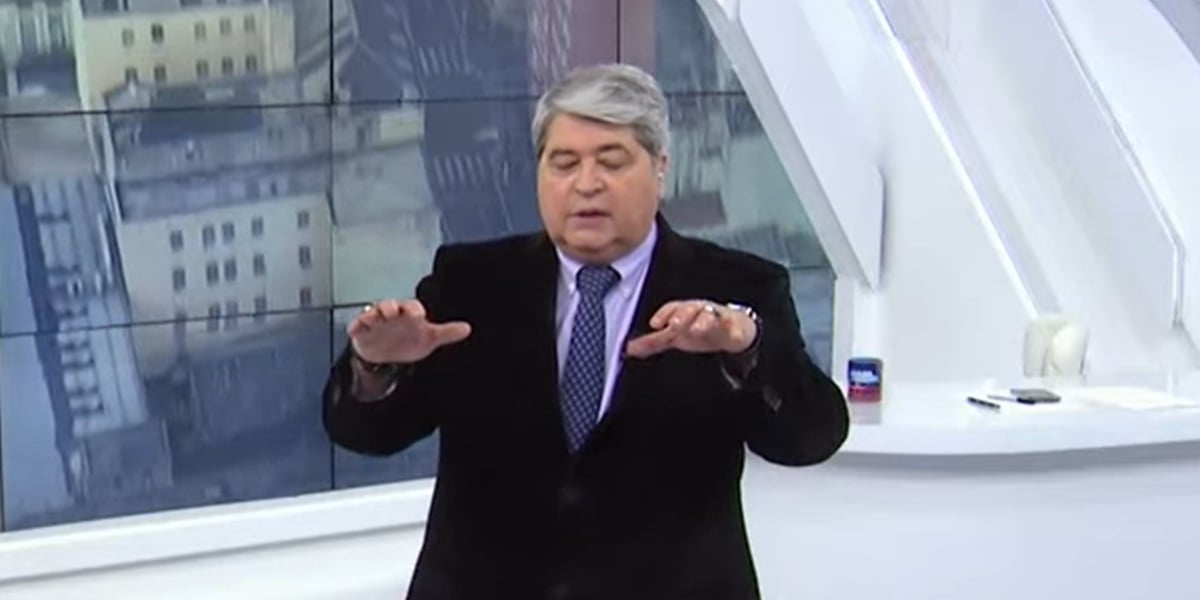 http://tvfoco.uai.com.br/wp-content/uploads/2015/05/Daniela-Mercury.jpg