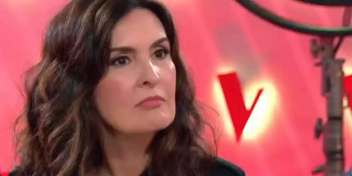 http://tvfoco.uai.com.br/wp-content/uploads/2015/05/Daniela-Mercury.jpg