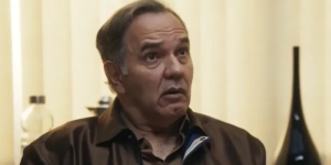 Segredo sobre quem mandou matar Guerra é revelado em Travessia (Foto: Reprodução, Globo)