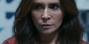 Helô vai ficar enfurecida na novela Travessia (Foto: Reprodução/Globo)