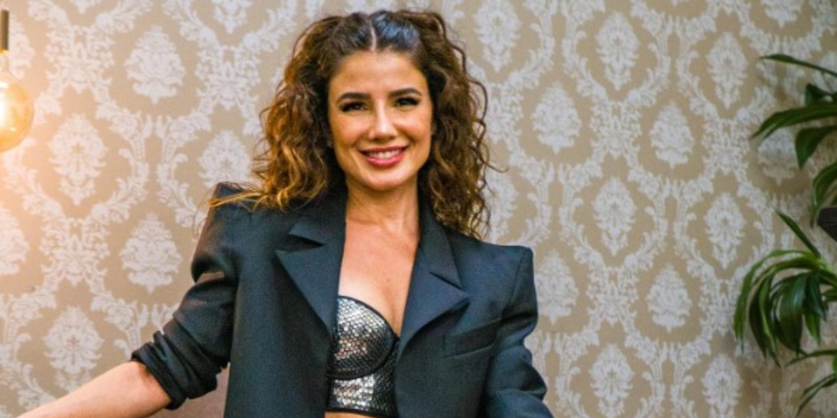 Paula Fernandes recebia este cachê, viu carreira ter queda absurda e agora recebe apenas isso por show (Foto: Reprodução)