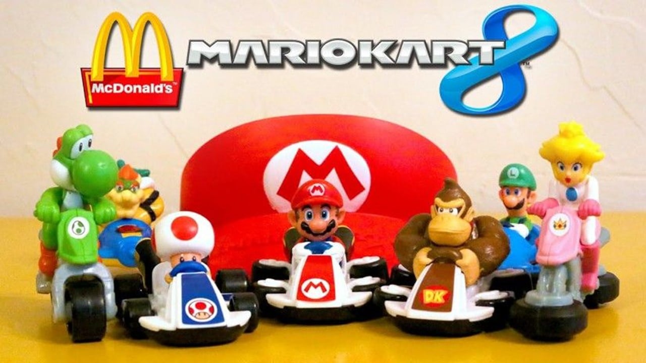 Os brindes do McDonald's são muito populares e amados pelas crianças (Foto: Reprodução/Internet)