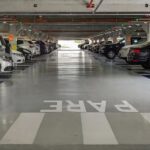 Carros em estacionamento coberto - Foto Reprodução Internet