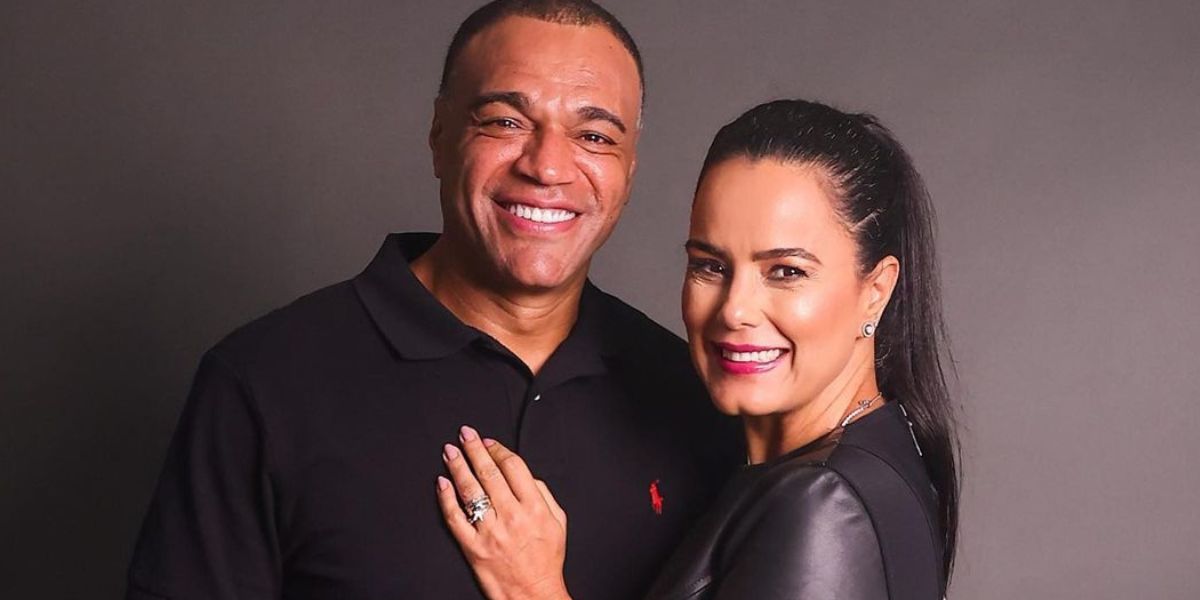 http://tvfoco.uai.com.br/wp-content/uploads/2015/05/Daniela-Mercury.jpg