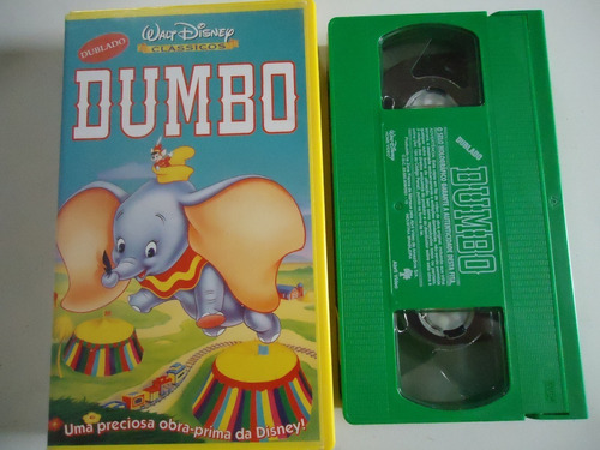 Fita VHS do Dumbo (Foto: Reprodução/ Internet) Fita VHS do Dumbo (Foto: Reprodução/ Internet)