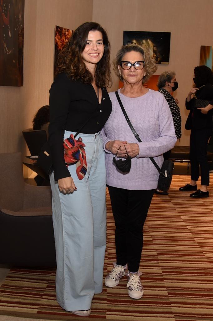 Fafy Siqueira e Fernanda Lorenzoni - Foto Andy Santana -AgNews