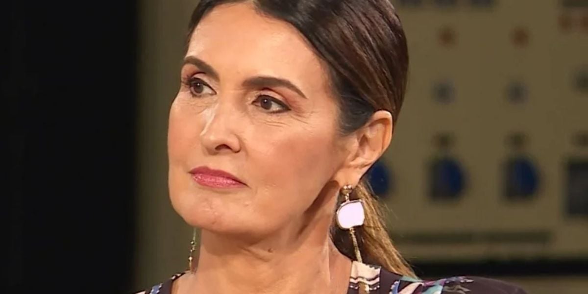 http://tvfoco.uai.com.br/wp-content/uploads/2015/05/Daniela-Mercury.jpg