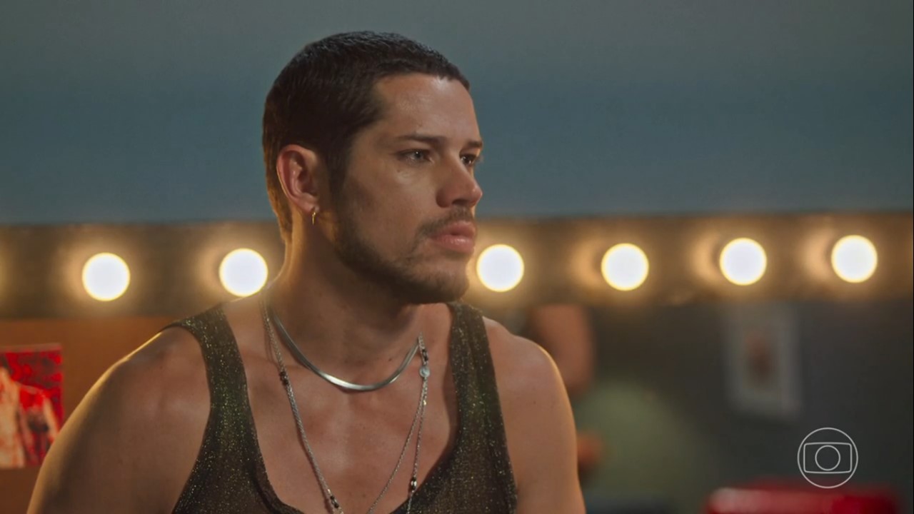 http://tvfoco.uai.com.br/wp-content/uploads/2015/05/Daniela-Mercury.jpg