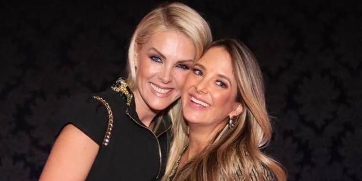 http://tvfoco.uai.com.br/wp-content/uploads/2015/05/Daniela-Mercury.jpg
