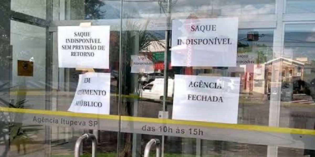 Fechamento das agências bancárias físicas (Reprodução/Internet)