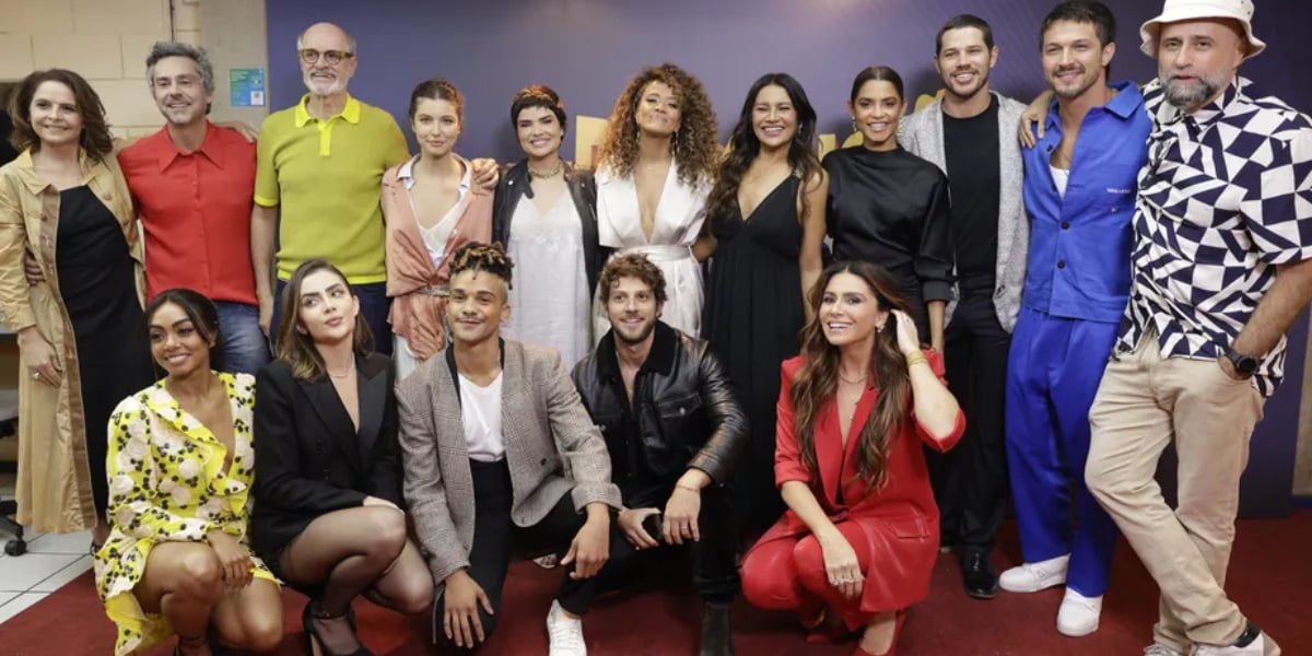 http://tvfoco.uai.com.br/wp-content/uploads/2015/05/Daniela-Mercury.jpg