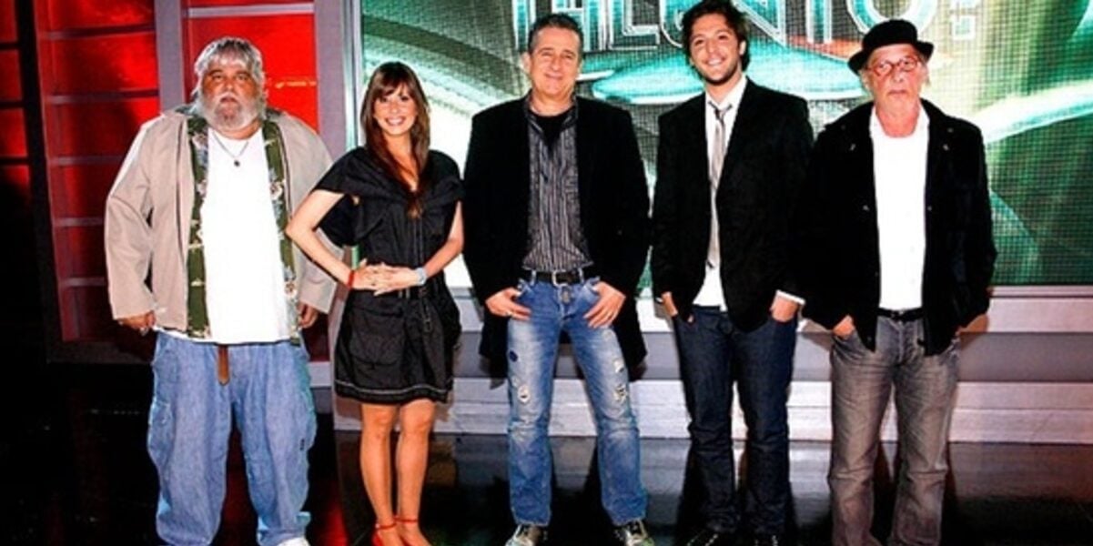 http://tvfoco.uai.com.br/wp-content/uploads/2015/05/Daniela-Mercury.jpg