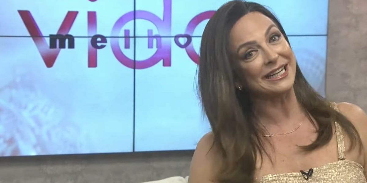 Apresentadora Claudia Tenório