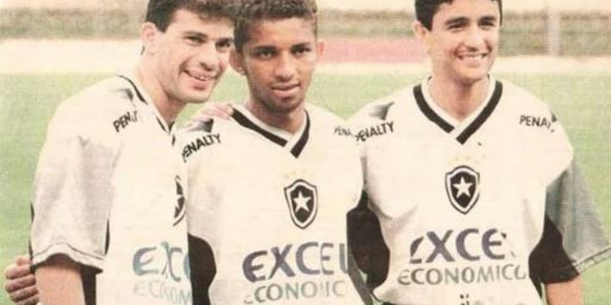 O banco Excel-Econômico também patrocinou o Botafogo (Foto: Reprodução/R7)