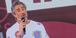 Marcos Mion no comando do Caldeirão (Foto: Reprodução / TV Globo)
