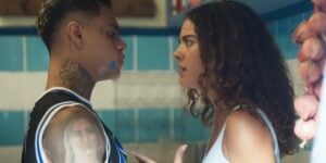 Jenifer (Bella Campos) terminará namoro com Hugo (MC Cabelinho) (Foto: Reprodução/TV Globo)