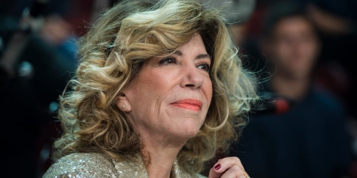 http://tvfoco.uai.com.br/wp-content/uploads/2015/05/Daniela-Mercury.jpg