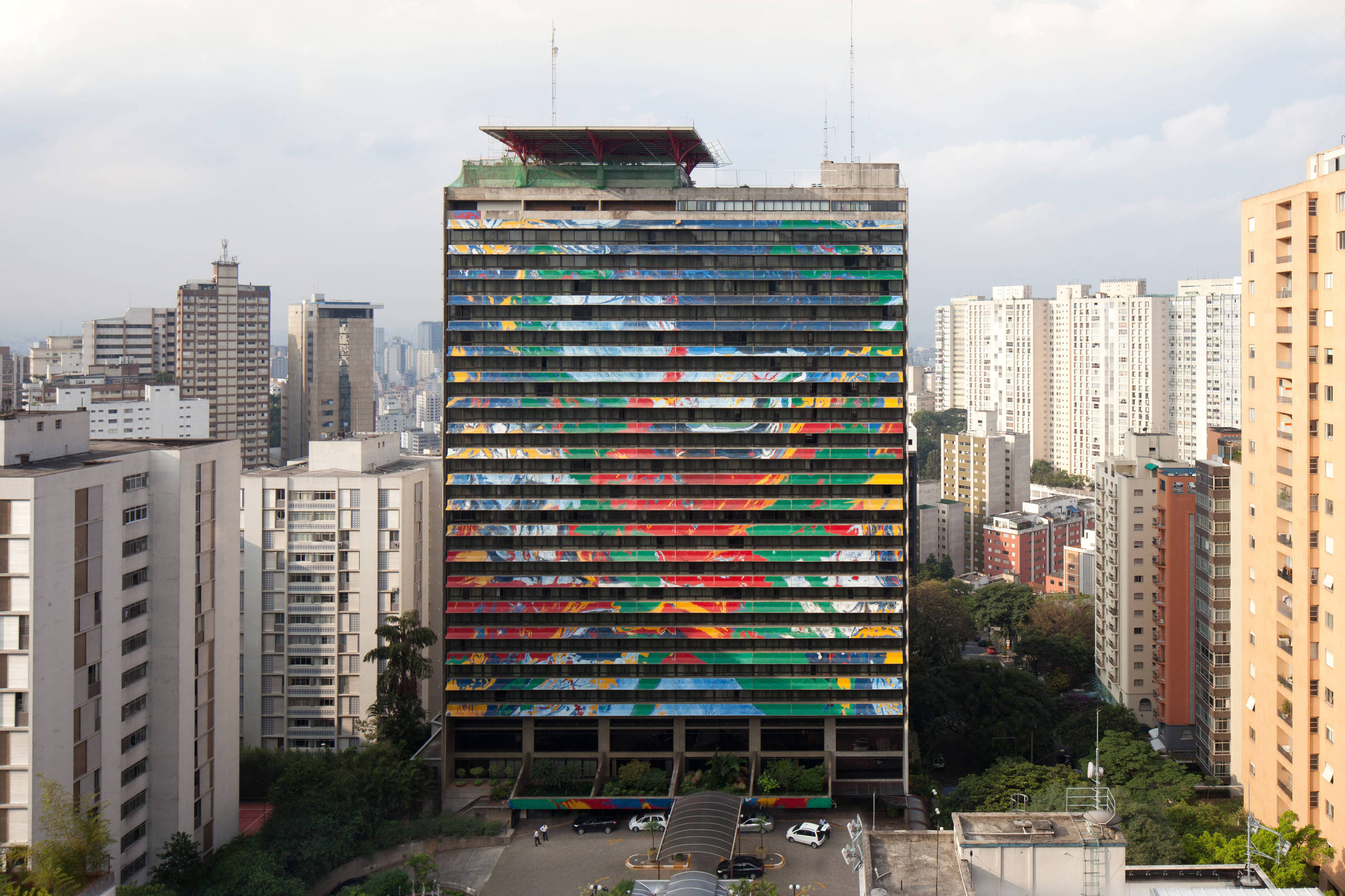 http://tvfoco.uai.com.br/wp-content/uploads/2015/05/Daniela-Mercury.jpg