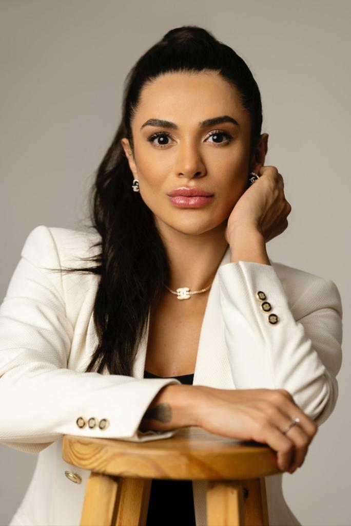 Dra. Luiza Rocha é fundadora da Sculpt Academy, instituto de cursos para médicos voltados ao preenchimento com PMMA