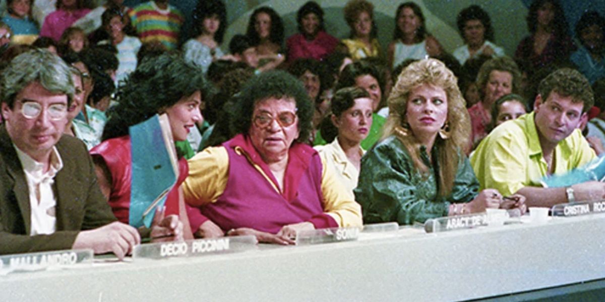 http://tvfoco.uai.com.br/wp-content/uploads/2015/05/Daniela-Mercury.jpg