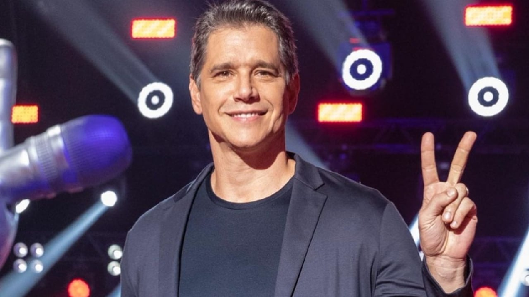 Apresentador sob comando do 'The Voice' (Foto: Reprodução/ Internet)