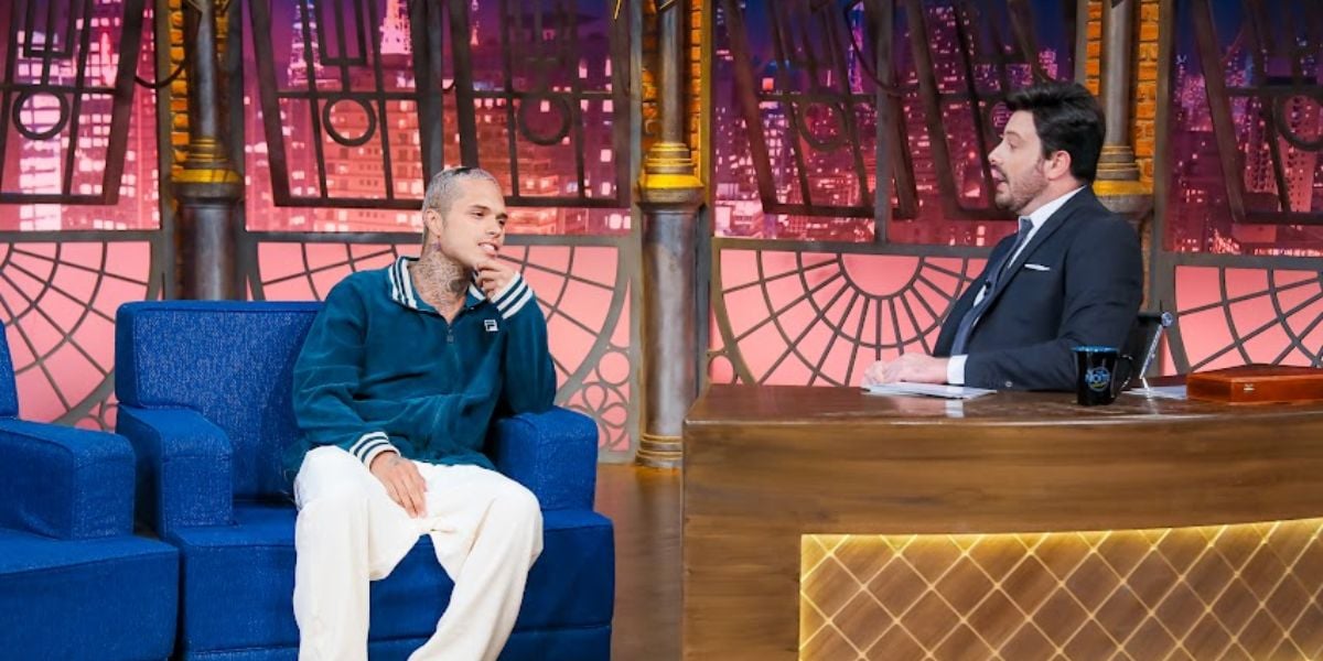 Vitão e Danilo Gentili no The Noite, no SBT - (Fotos: Lourival Ribeiro/SBT)