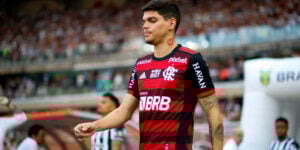 Ayrton Lucas (Foto: Alexandre Vidal)