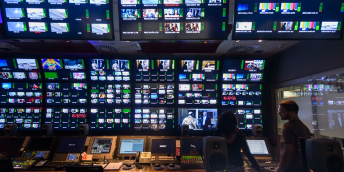 http://tvfoco.uai.com.br/wp-content/uploads/2015/05/Daniela-Mercury.jpg